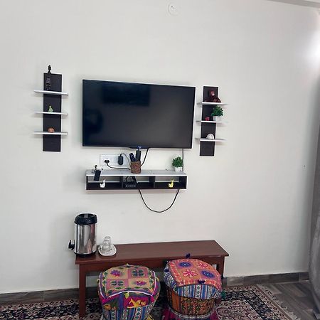 Golden Peacock Heritage Home Stay Divisione di Divisione di Jaipur Esterno foto